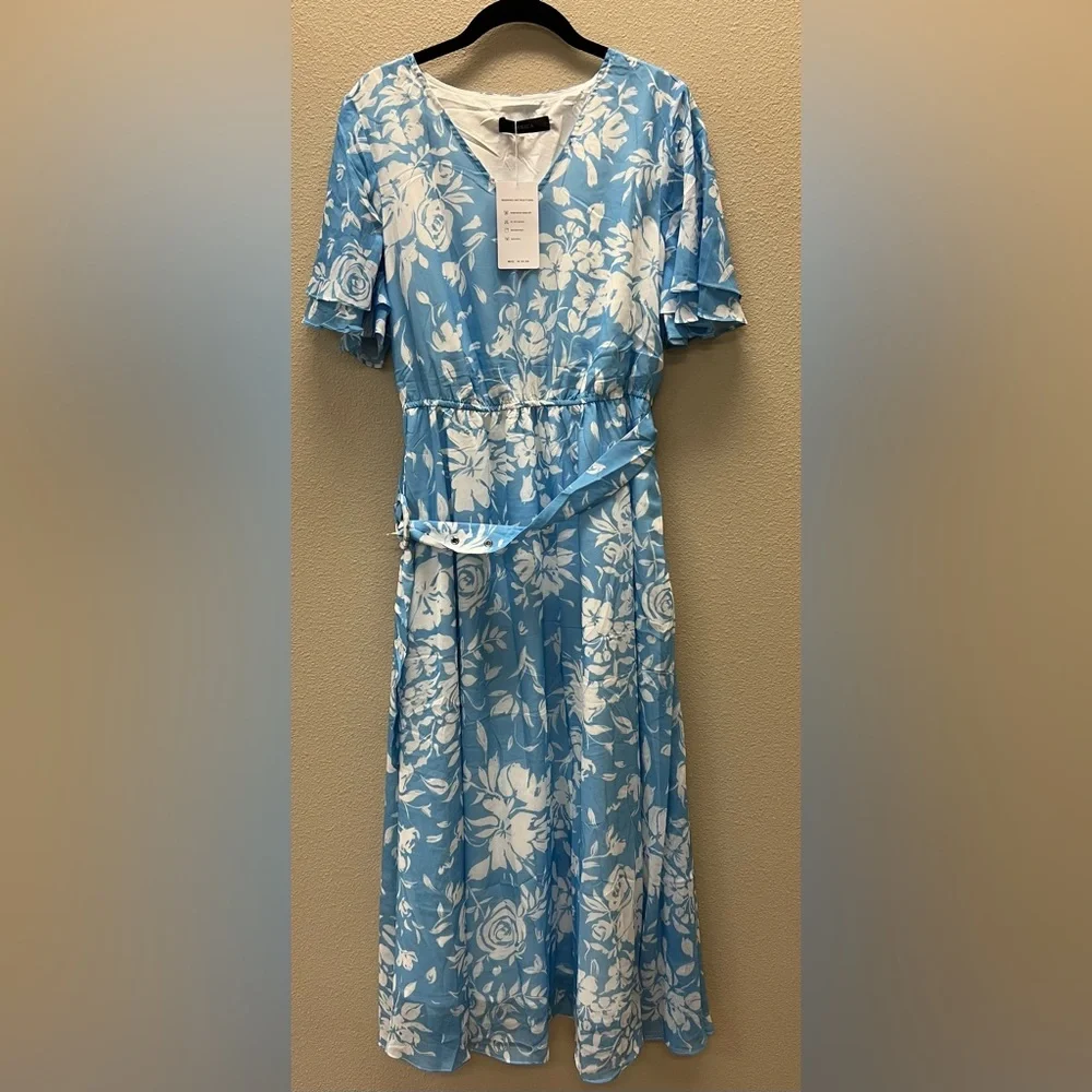 Zesica - Large - New With Tags - Blue Floral Midi Dress with Belt - Picture 2 of 13
